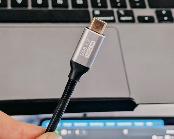 GELRHONR U-förmiges 180-Grad USB-C-Kabel mit 4K-Unterstützung
